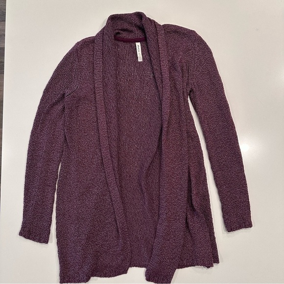 RVCA Knit Plum/‎ Purple Cardigan Sweater Size Small - Picture 2 of 8